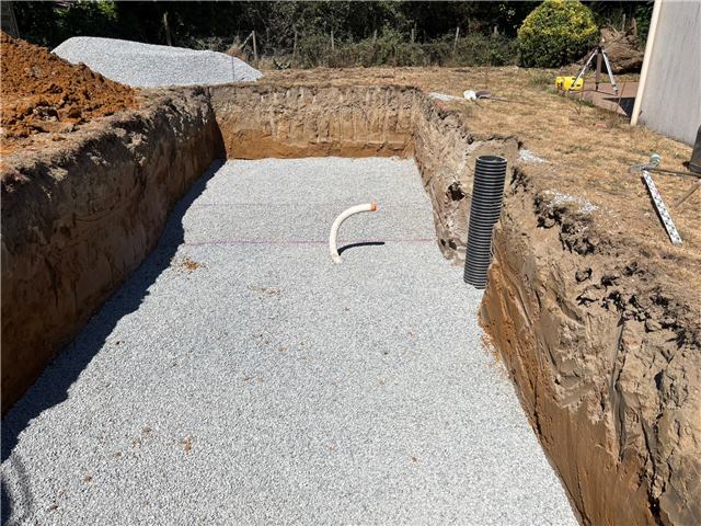 Travaux de terrassement sur un chantier Bompoil TP